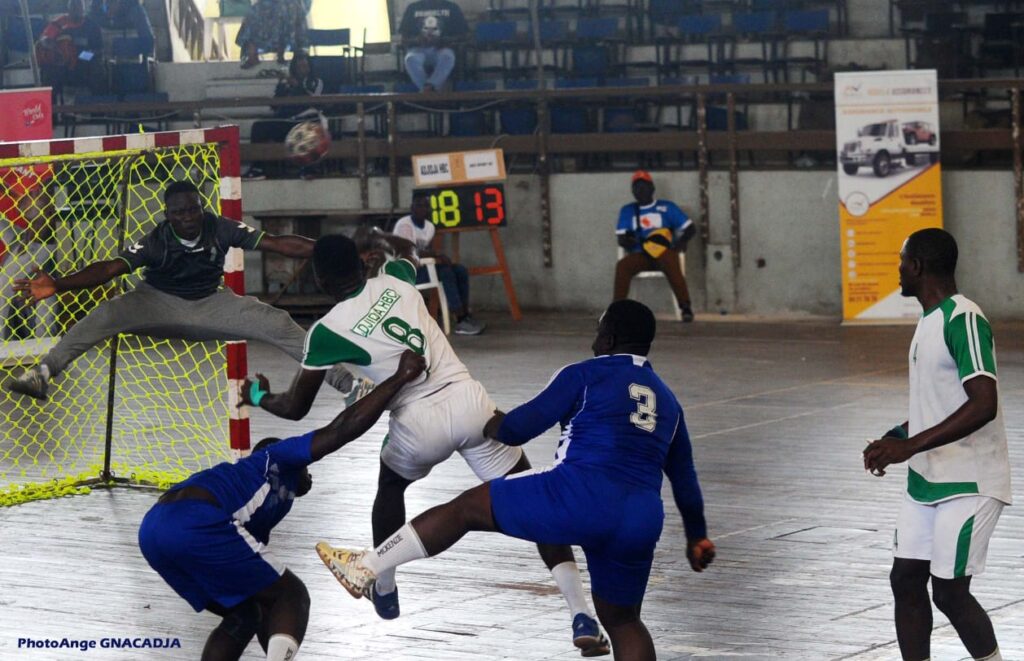 J2 Phase Nationale Groupée du Championnat : Aspac HBC intraitable, Flowers passe sur le fil.