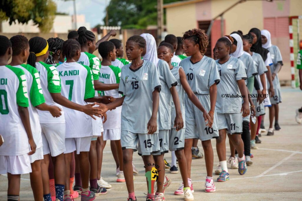 Sport au Féminin : «L’ambassade de France a vu juste» dixit le VP de la FBHB.