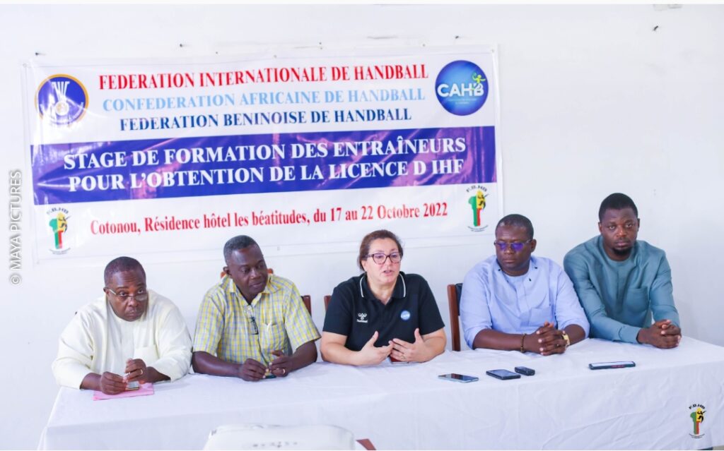 Obtention de la Licence D : Des entraîneurs en séminaire de formation !