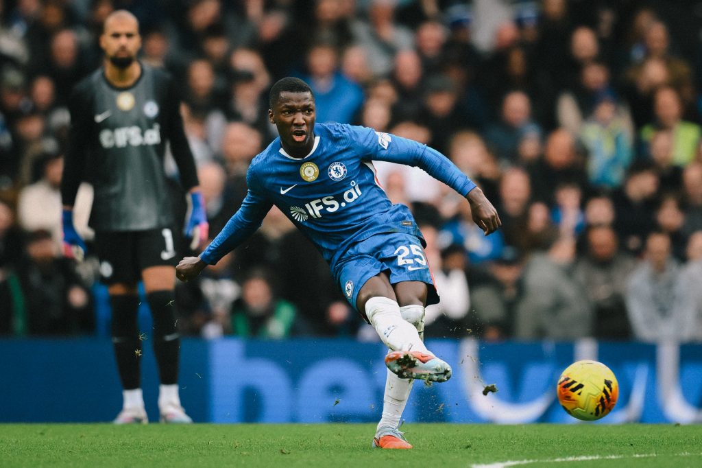 PL : Chelsea stoppé par Burnley, Aston Villa cale face à Leeds