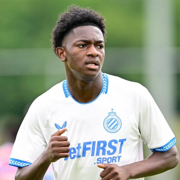 Mercato : le Barça sous le charme du crack ghanéen Jesse Bisiwu